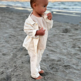 Set bebe din bumbac cu bluză, cămașă și pantaloni