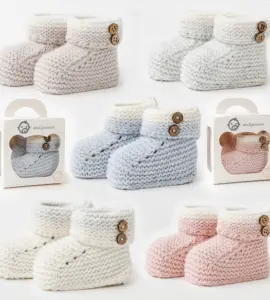 Botosei bebelusi, bebe 0-3 luni, crem, bej, roz, albastru, gri