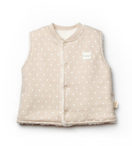 Vestă bebeluși crem cu buline albe, din bumbac moale și călduros, îmbrăcăminte practică și confortabilă pentru copii