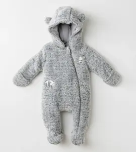Combinezon Panda gri pentru bebeluși, moale și călduros
