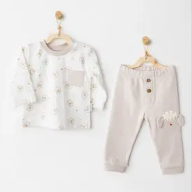 Pijamă bej cu imprimeu mieluț pentru bebeluși, din bumbac moale