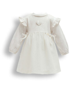 Rochiță albă cu inimioară și volănașe pentru bebeluși