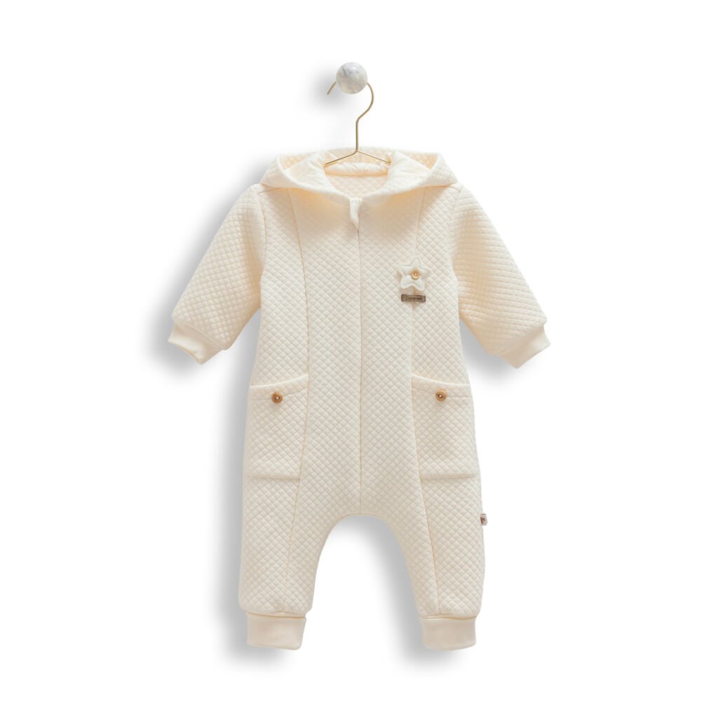 Combinezon „Pui de stea” pentru bebeluși – crem
