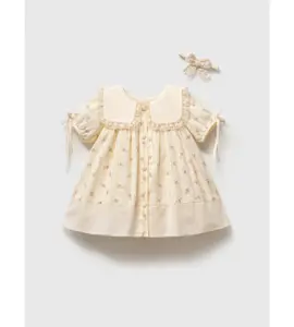 Rochiță crem pentru fetițe cu imprimeu floral roz guler cu dantelă și bentiță asortată