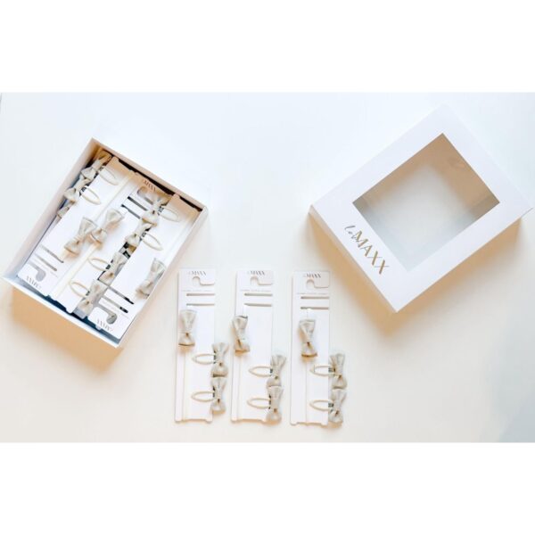 Set cadou accesorii păr fetiță cu bentițe și agrafe din in crem în cutie premium albă