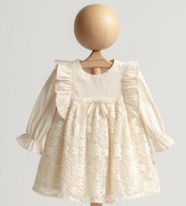 Rochiță elegantă bebeluși din dantelă fină și bumbac ivory